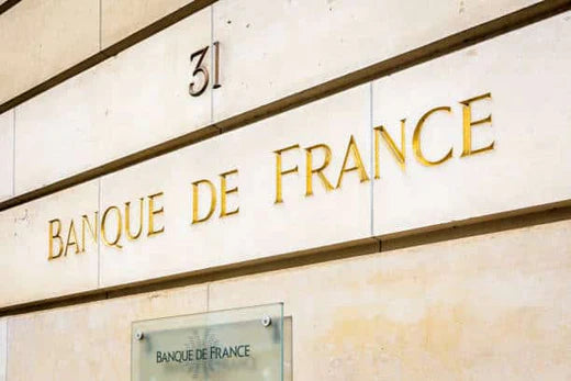 Why does the Bank of France buy gold ?